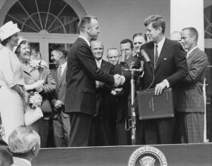 Astronaut Alan Shepard meets with President Kennedy 