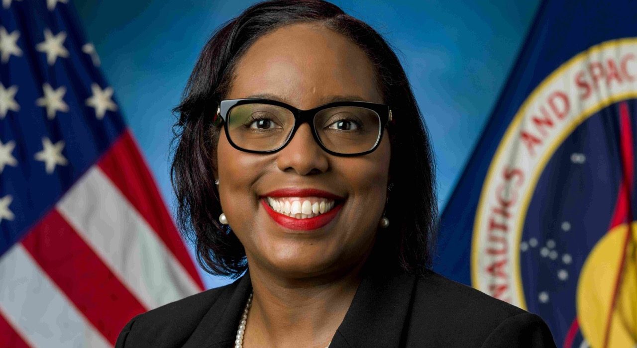 Mellodee White Large